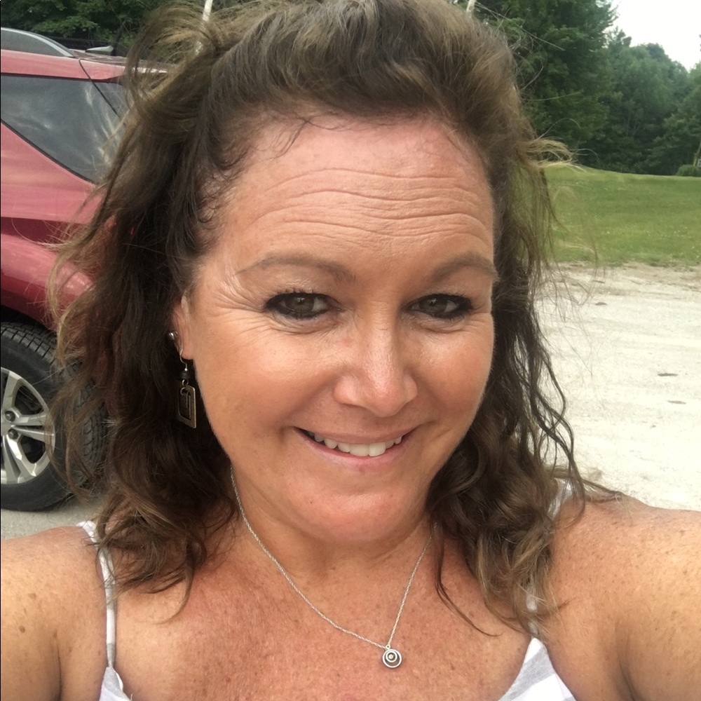 Meet your Posher, Kimberly